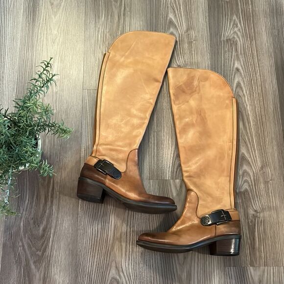 EUC WOMENS VINCE CAMUTO BEDINA OTK LEATHER BOOT BROWN TAN SIZE 6 - Picture 3 of 10